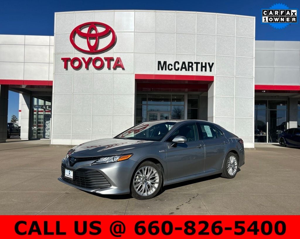 2020 Toyota Camry Hybrid XLE