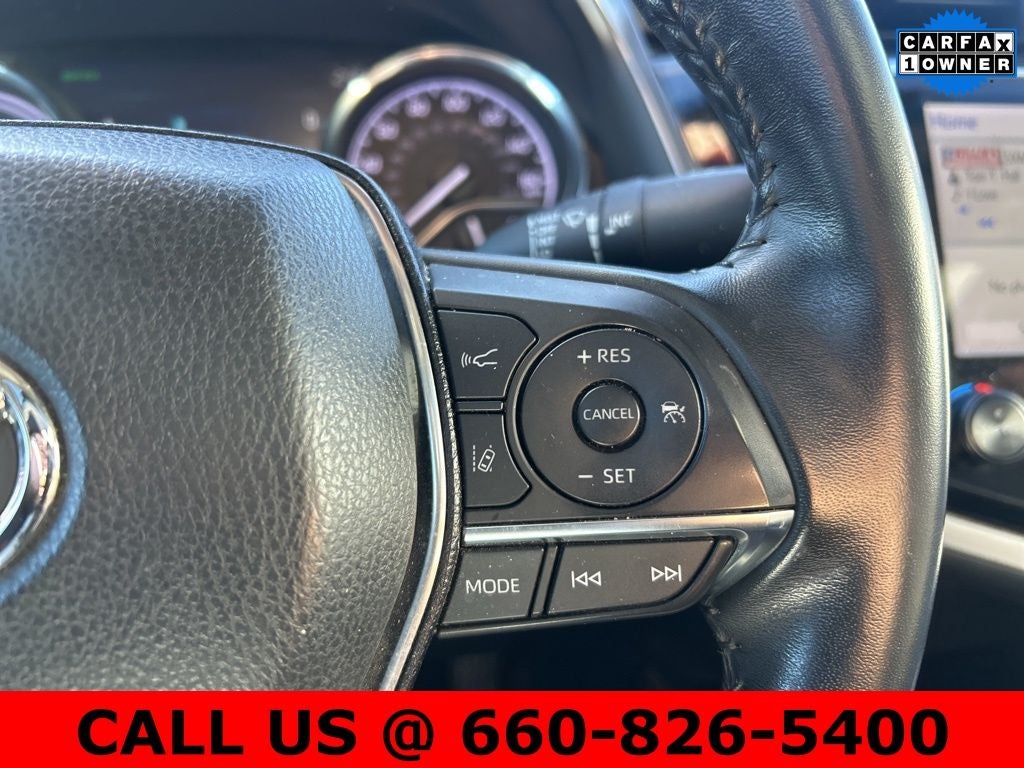 2020 Toyota Camry Hybrid XLE