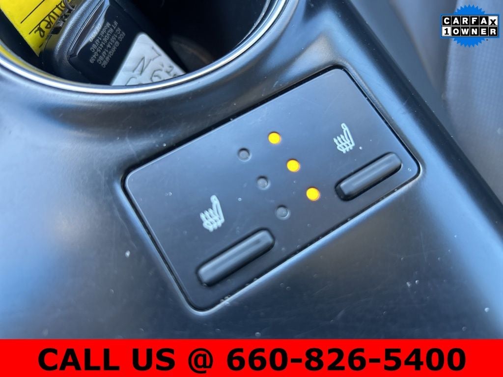 2020 Toyota Camry Hybrid XLE