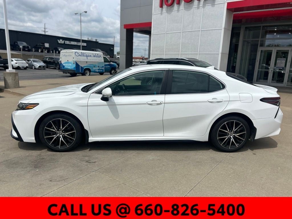2024 Toyota Camry SE