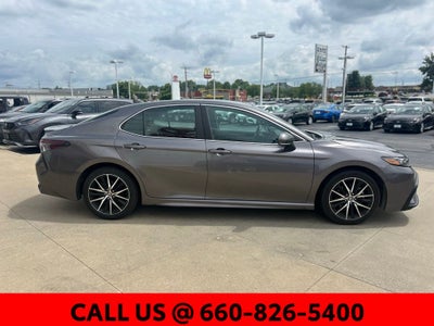 2023 Toyota Camry SE