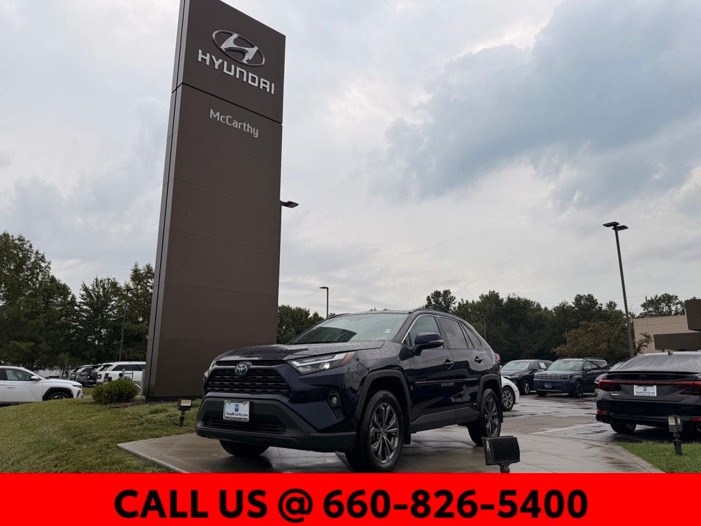 2022 Toyota RAV4 Hybrid XLE Premium