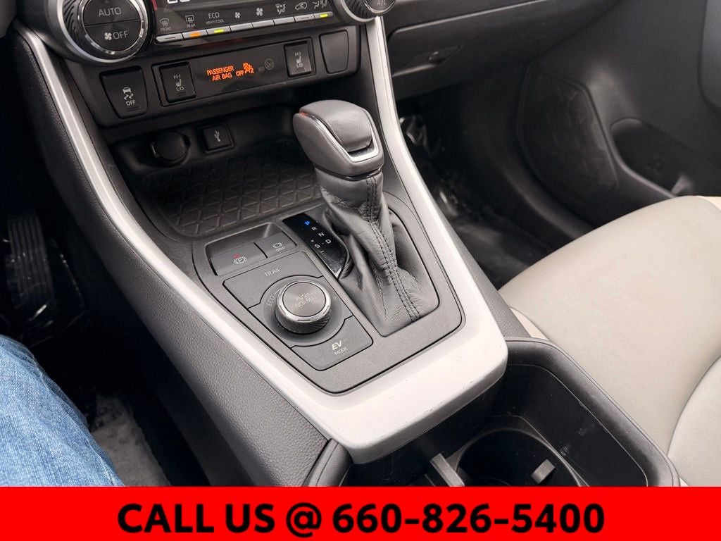2022 Toyota RAV4 Hybrid XLE Premium