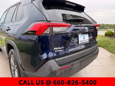 2022 Toyota RAV4 Hybrid XLE Premium