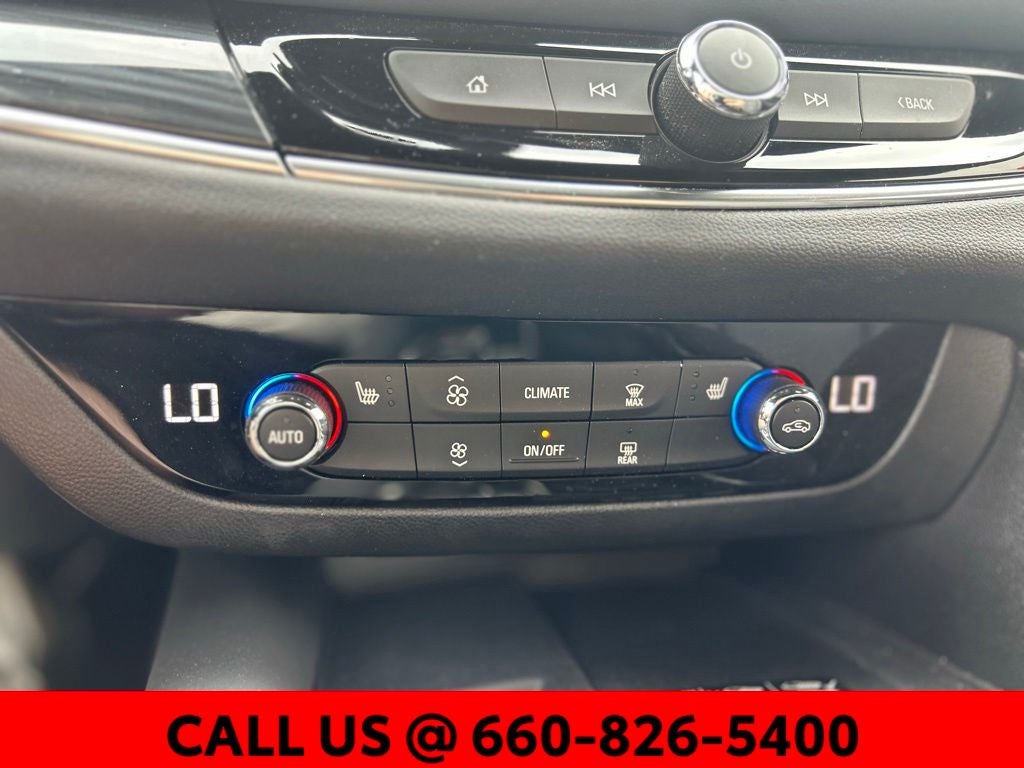 2023 Buick Enclave Essence