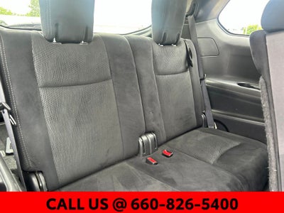 2016 Nissan Pathfinder SV