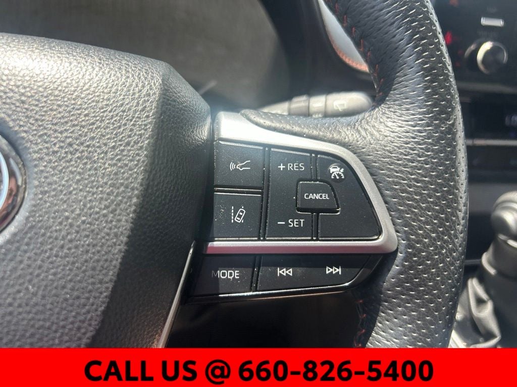 2023 Toyota Sienna XSE 8 Passenger