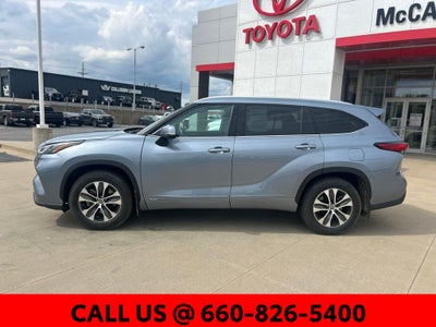 2022 Toyota Highlander Hybrid XLE