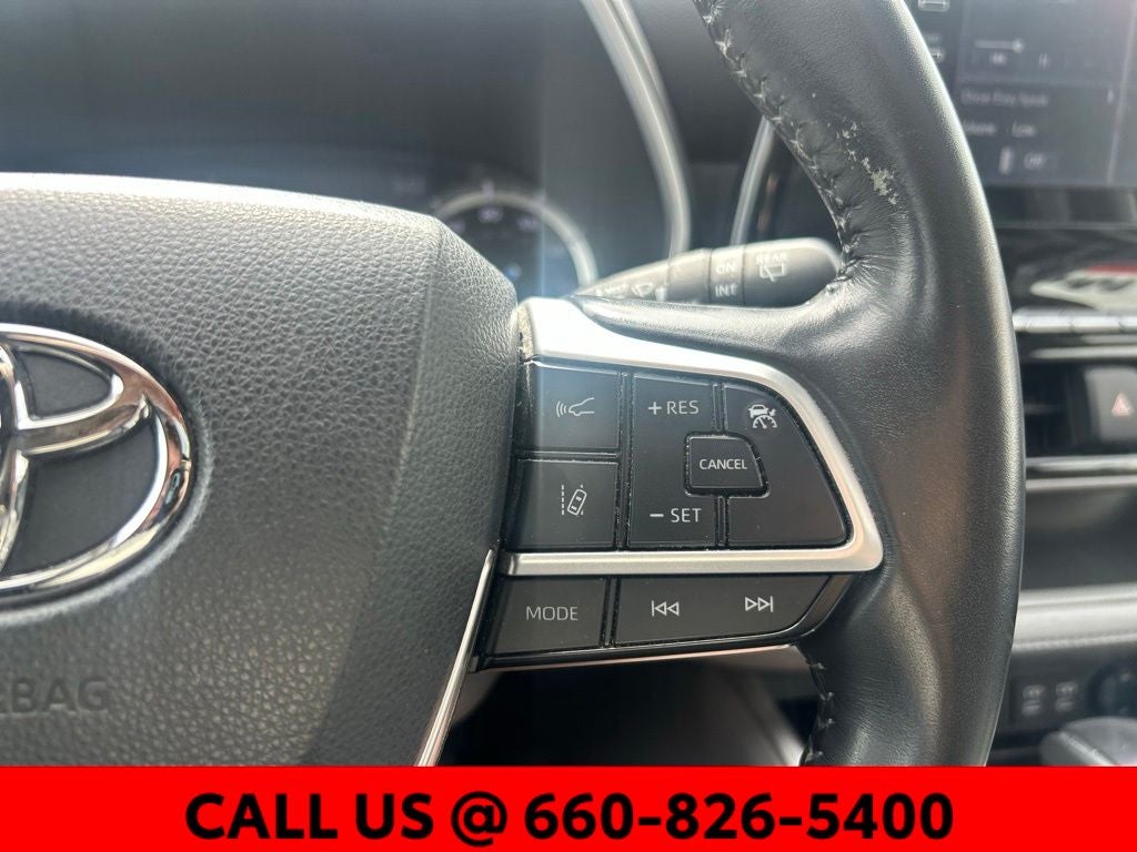 2022 Toyota Highlander Hybrid XLE