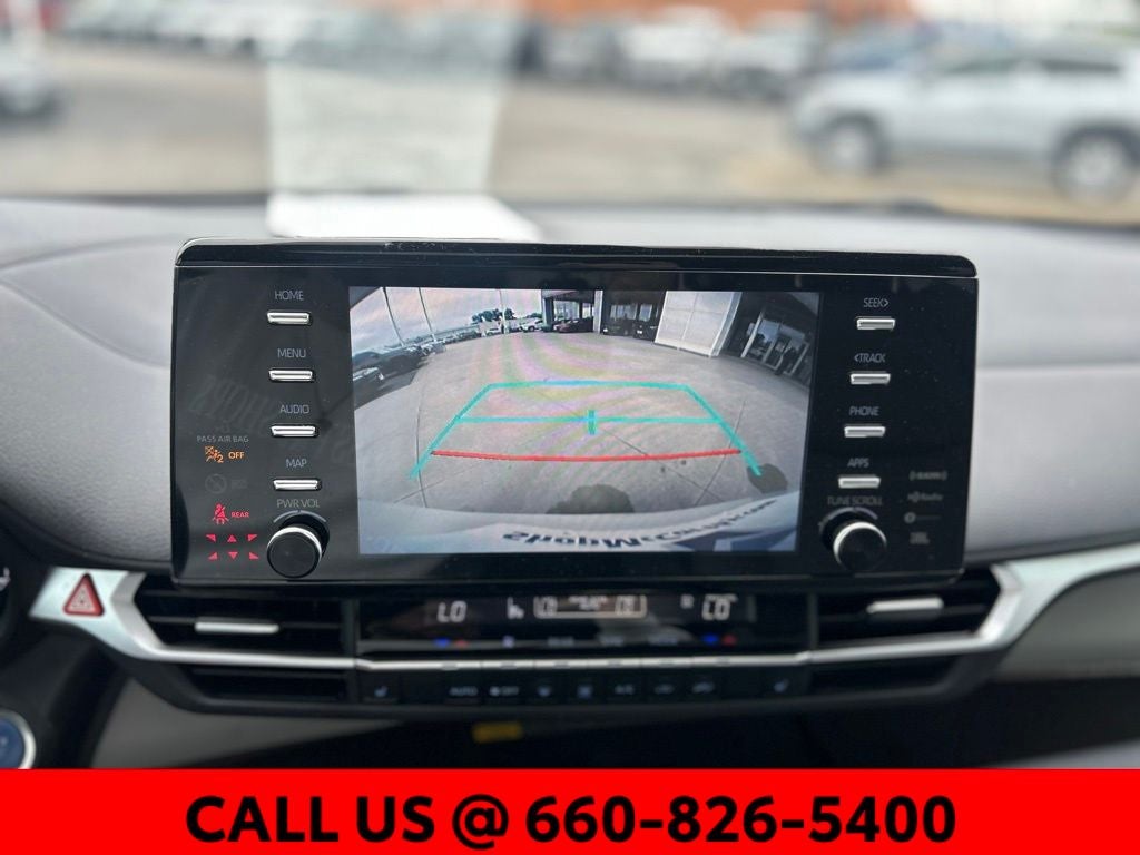 2024 Toyota Sienna XLE 8 Passenger