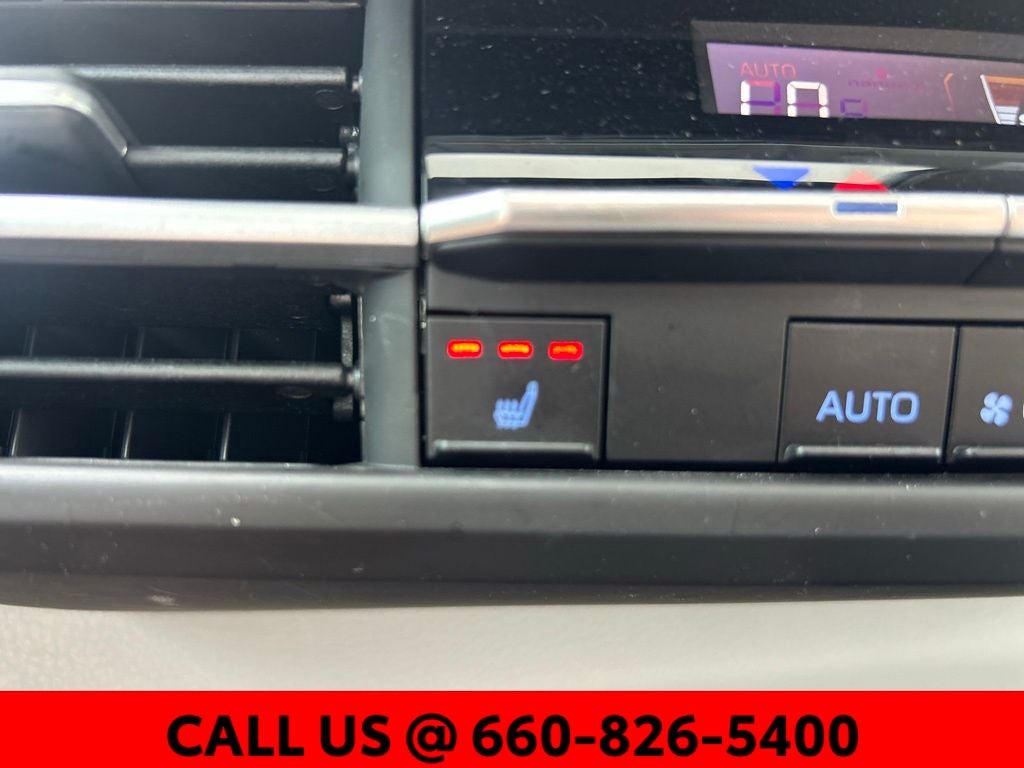 2024 Toyota Sienna XLE 8 Passenger