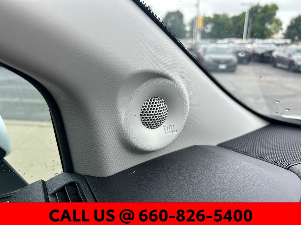 2024 Toyota Sienna XLE 8 Passenger