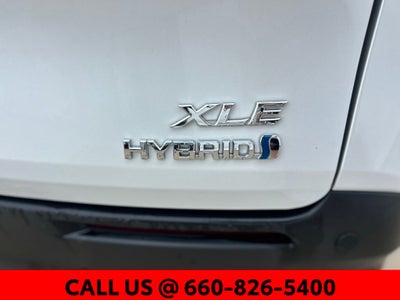 2024 Toyota Sienna XLE 8 Passenger