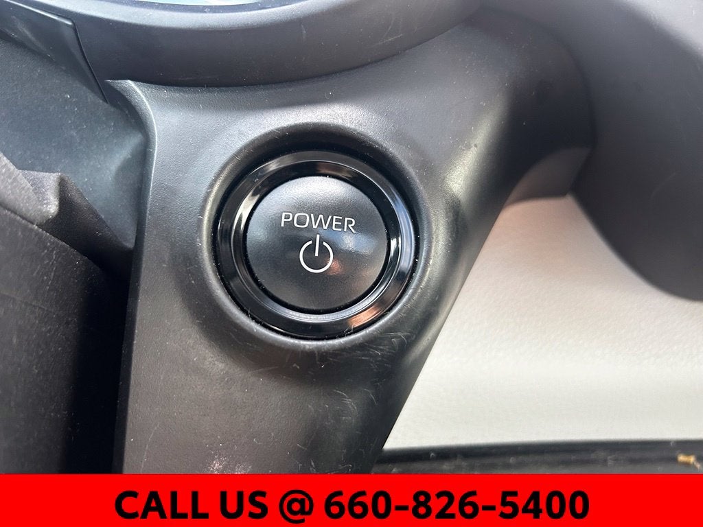2025 Toyota Sienna XLE 8 Passenger