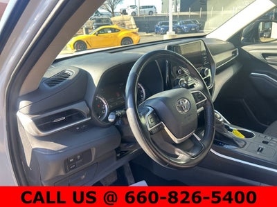 2023 Toyota Highlander LE