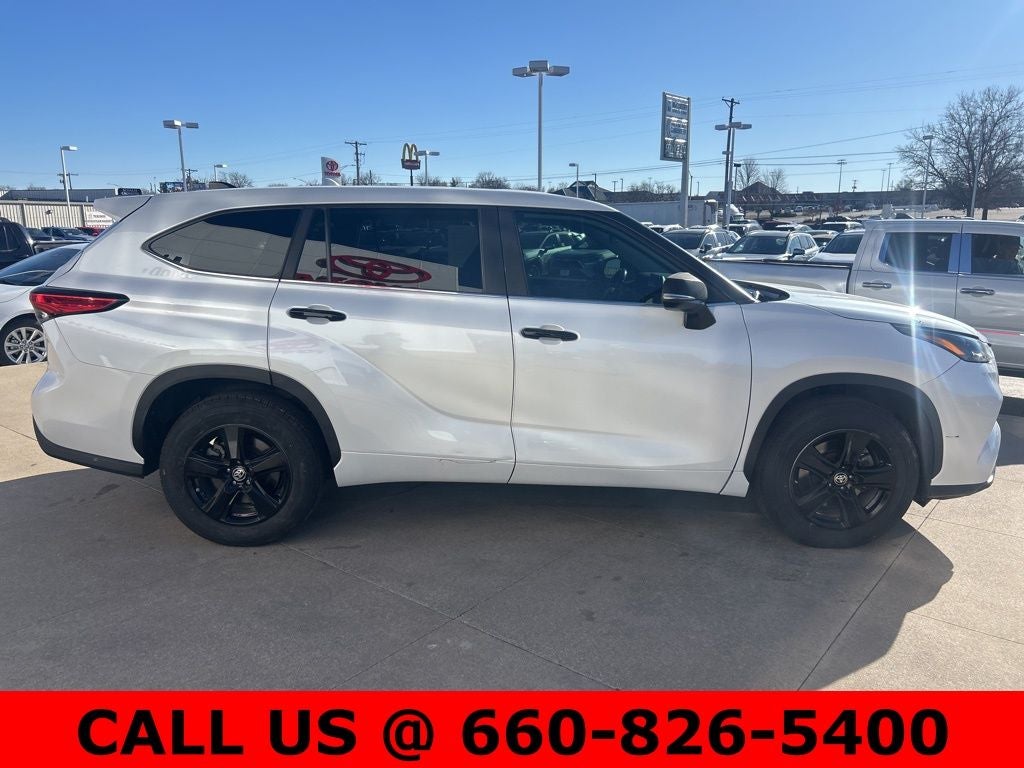 2023 Toyota Highlander LE