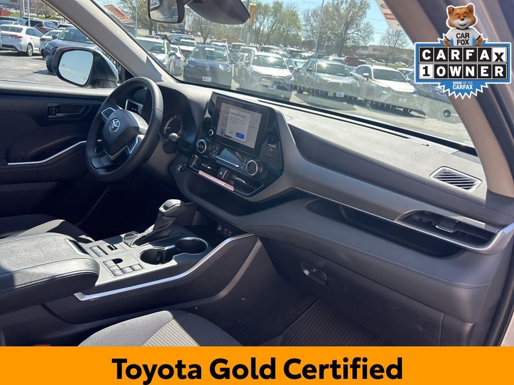 2025 Toyota Highlander LE