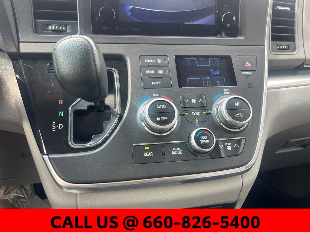 2017 Toyota Sienna LE 8 Passenger