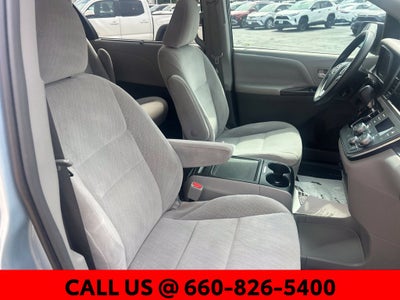 2017 Toyota Sienna LE 8 Passenger