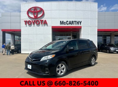 2020 Toyota Sienna LE