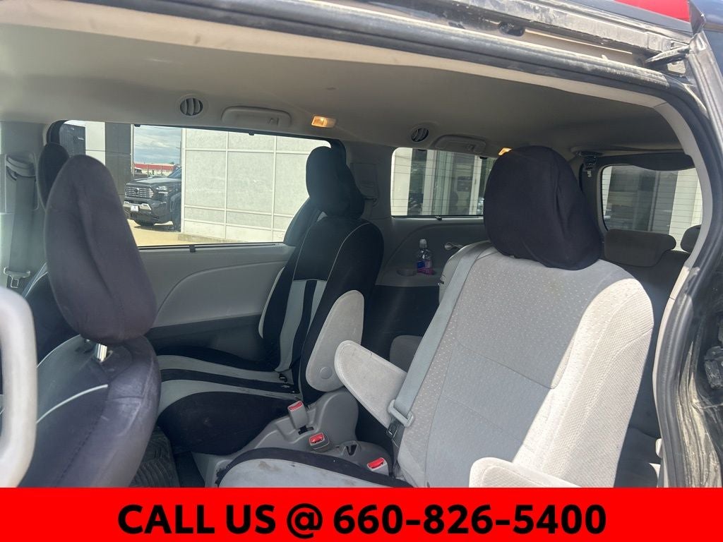 2020 Toyota Sienna LE 8 Passenger