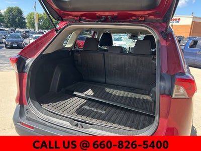 2019 Toyota RAV4 LE