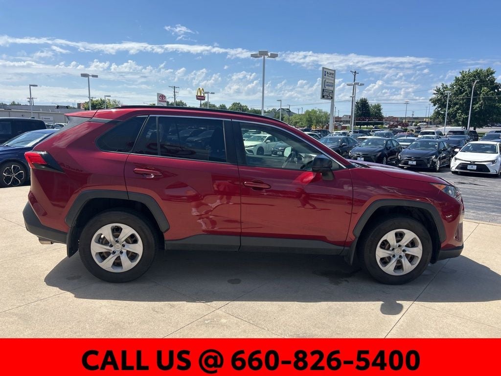 2019 Toyota RAV4 LE
