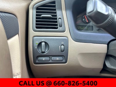 2001 Volvo V70 XC