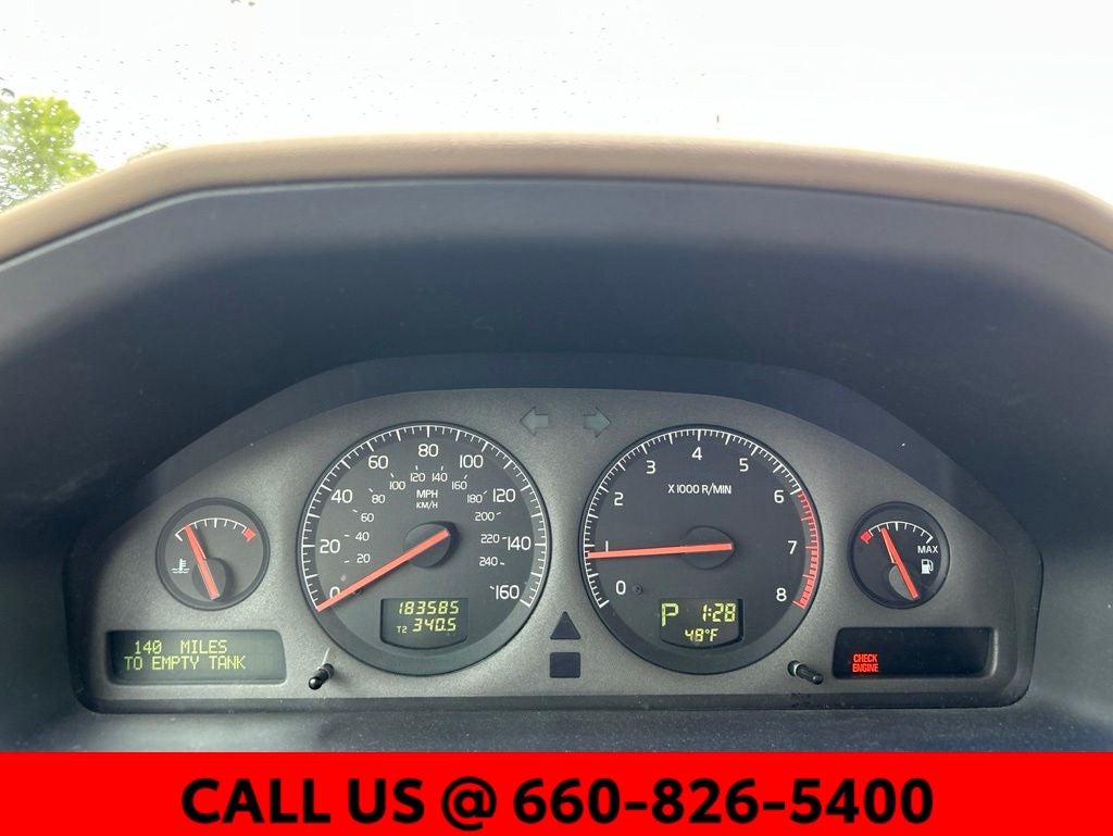 2001 Volvo V70 XC