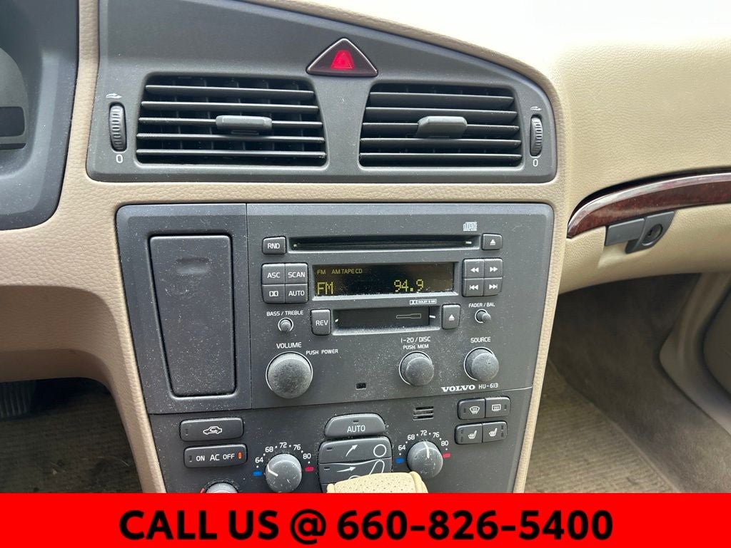 2001 Volvo V70 XC