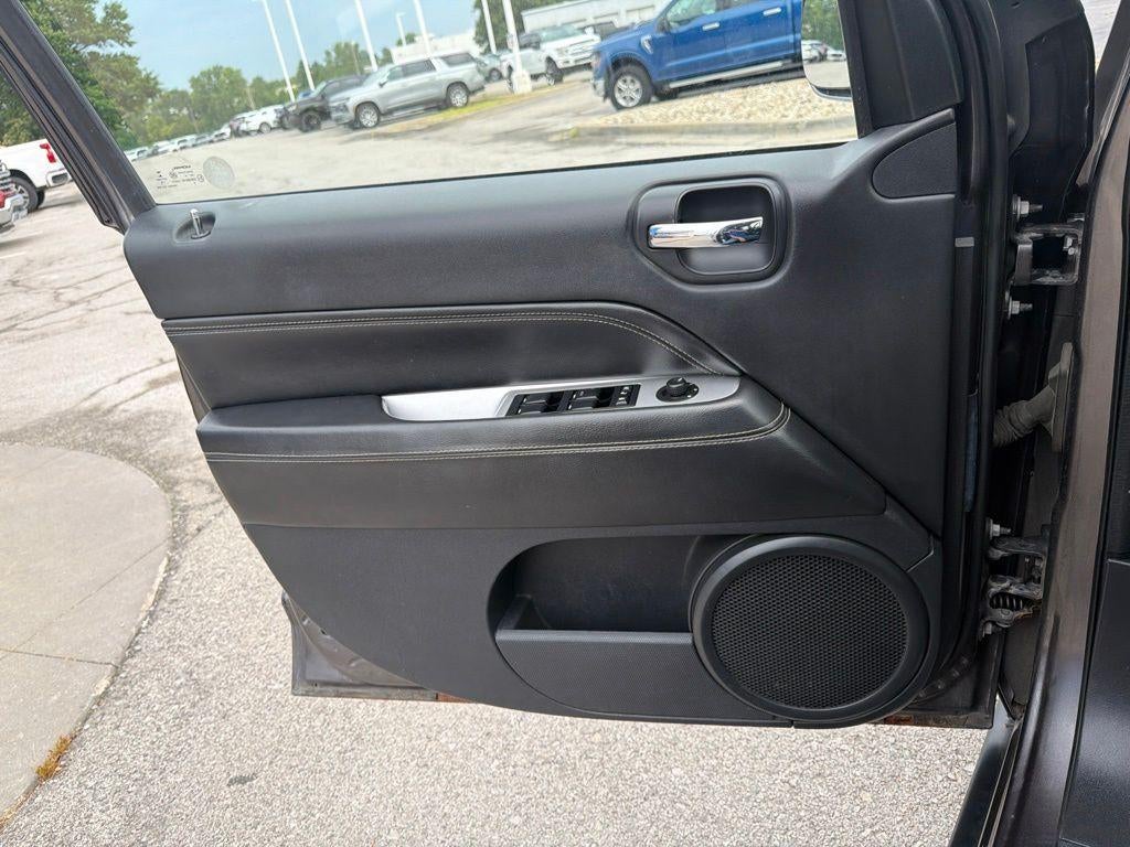 2015 Jeep Compass Latitude - Photo 28
