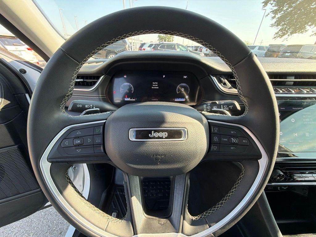 2023 Jeep Grand Cherokee L Laredo
