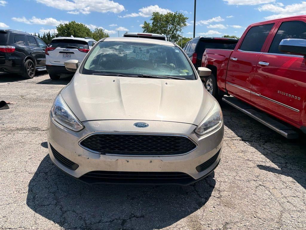 Used 2018 Ford Focus SE with VIN 1FADP3K25JL246562 for sale in Kansas City