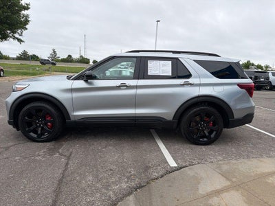 2022 Ford Explorer ST