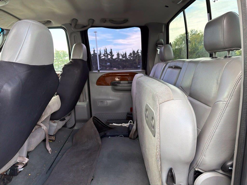 2004 Ford F-250 SD Base