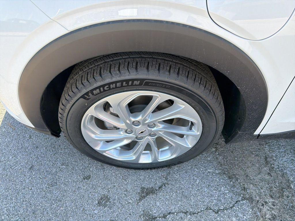 2027 Chevrolet Bolt LT