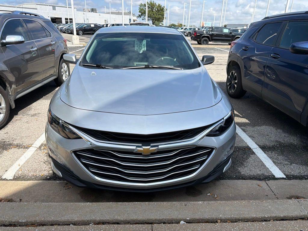 Used 2021 Chevrolet Malibu 1LT with VIN 1G1ZD5ST5MF080312 for sale in Kansas City