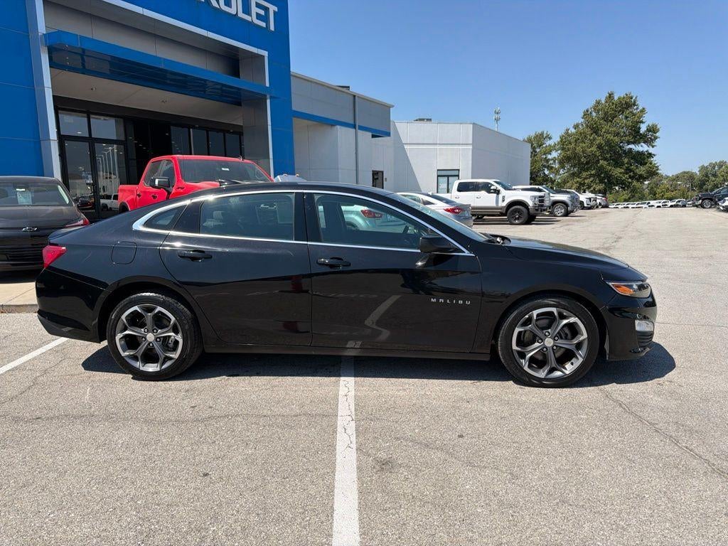 Used 2024 Chevrolet Malibu 1LT with VIN 1G1ZD5ST7RF121255 for sale in Kansas City