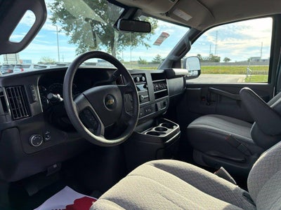 2025 Chevrolet Express Passenger LT