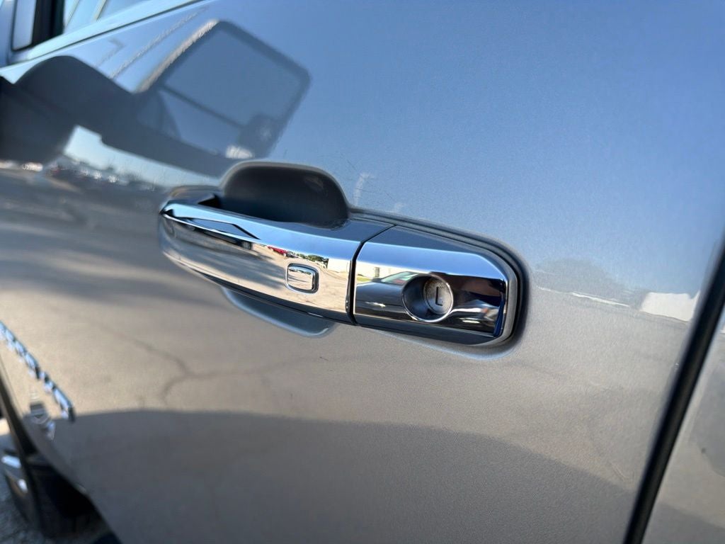 2025 Chevrolet Silverado 3500 HD LTZ