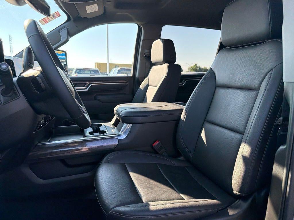 2025 Chevrolet Silverado 3500 HD LTZ