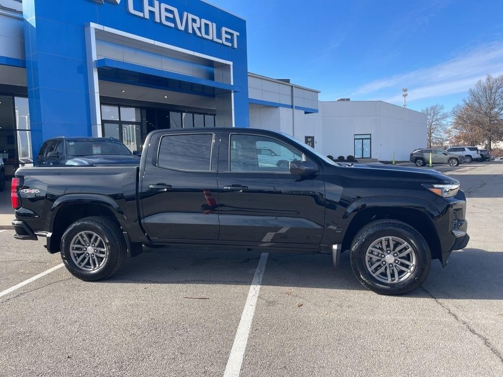 2025 Chevrolet Colorado WT/LT