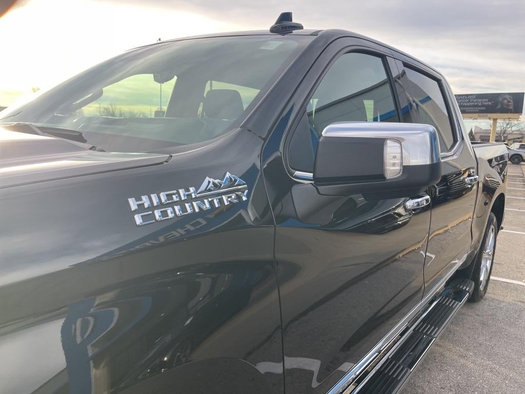 2023 Chevrolet Silverado 1500 High Country