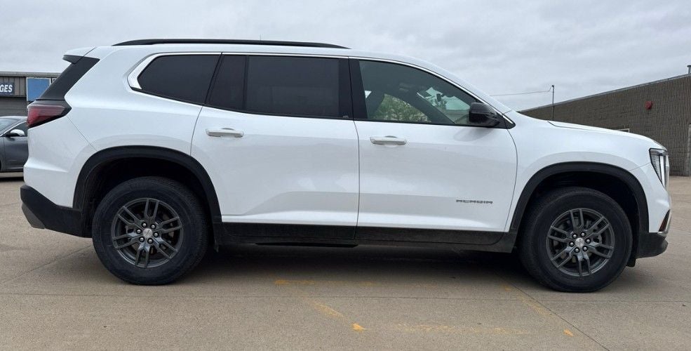 2025 GMC Acadia Elevation FWD's photo