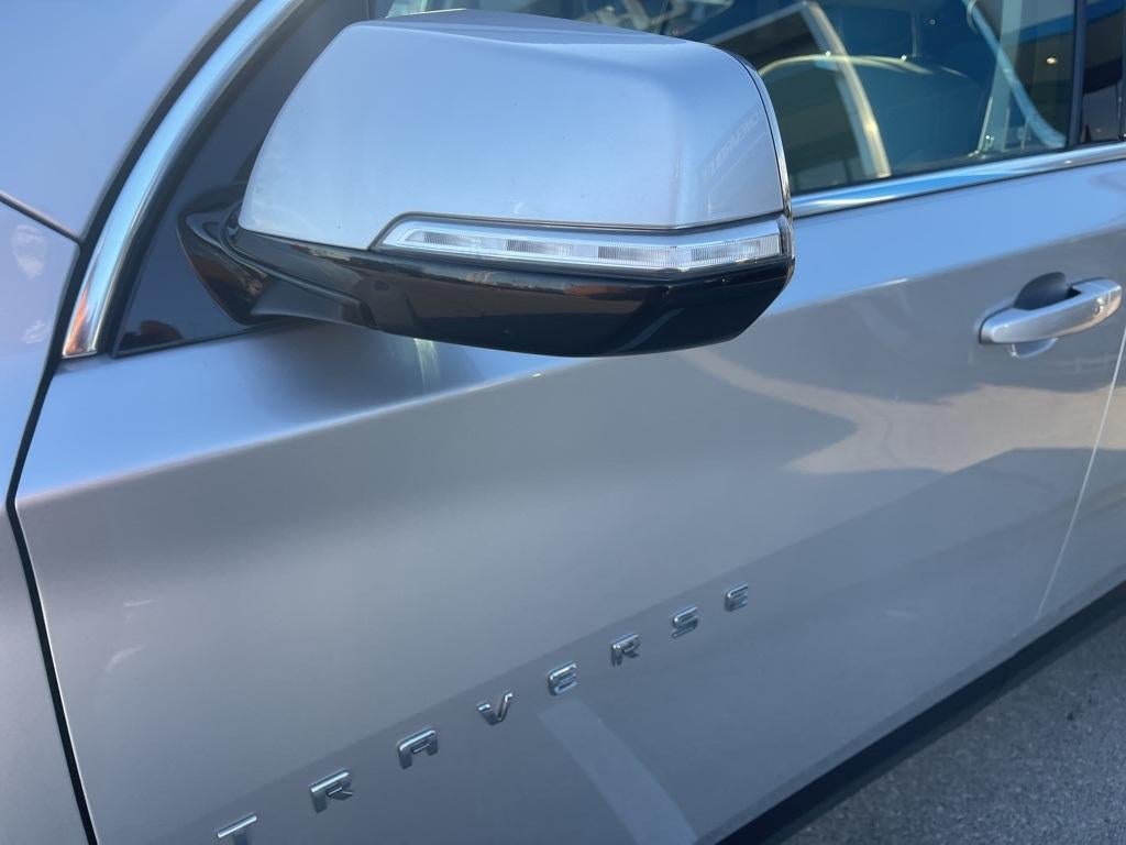 2020 Chevrolet Traverse LT