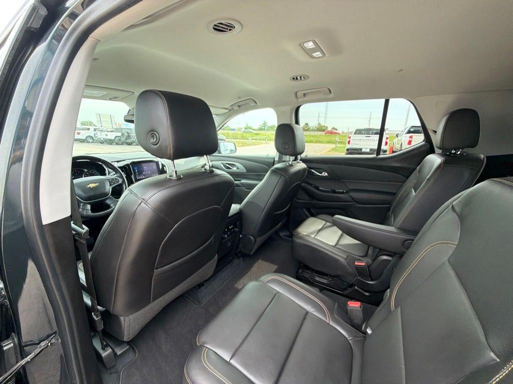 2021 Chevrolet Traverse LT Leather