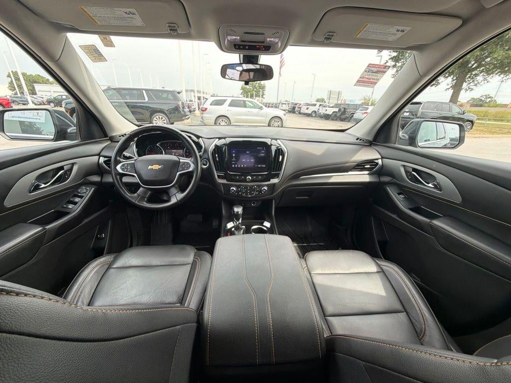 2021 Chevrolet Traverse LT Leather