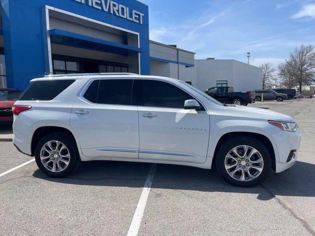 Used 2018 Chevrolet Traverse Premier with VIN 1GNERKKW9JJ135103 for sale in Kansas City