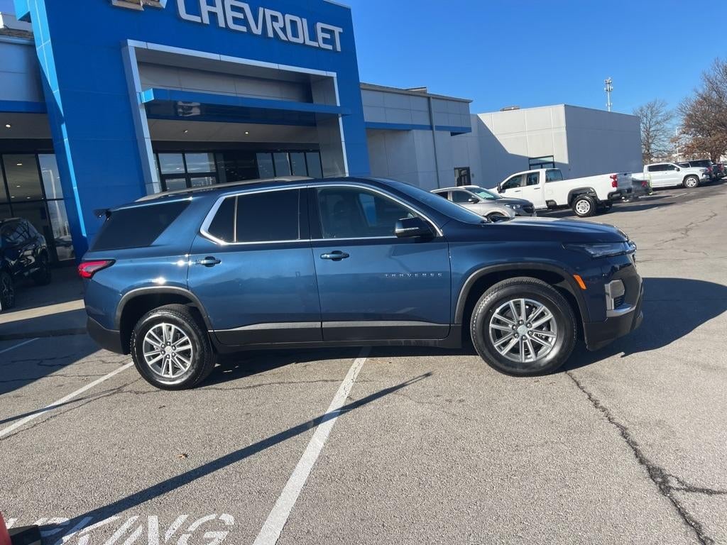 2023 Chevrolet Traverse LT