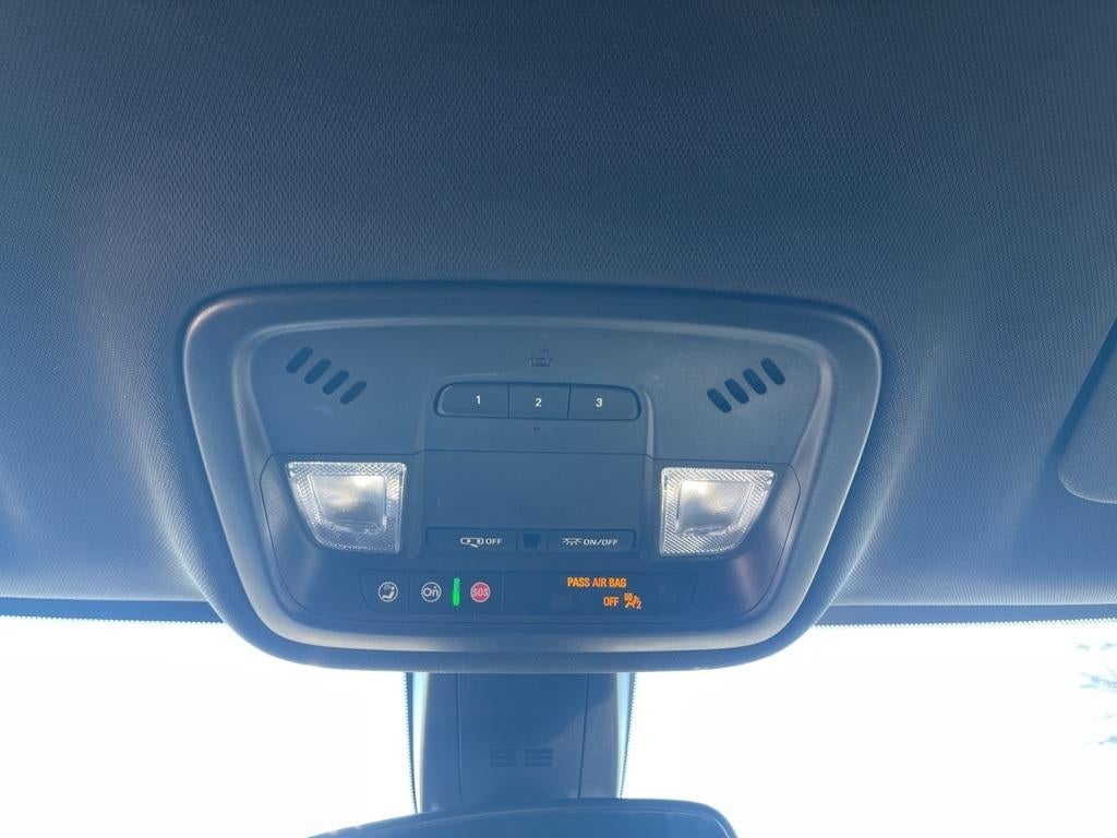 2023 Chevrolet Traverse LT